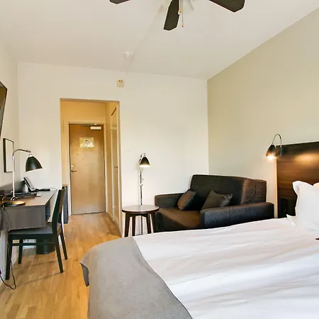 First Hotel Brommaplan-2