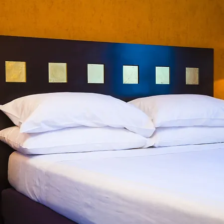 Hotel De La Jatte-3