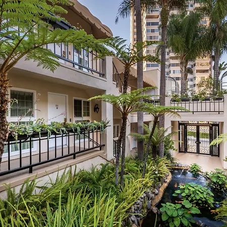 Beverly Hills Plaza Hotel & Spa-2
