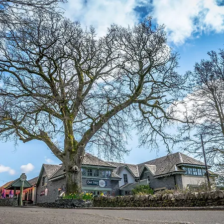 Oak Tree Inn-2