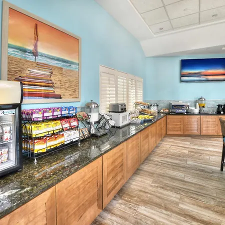 Bahama House - Daytona Beach Shores-2