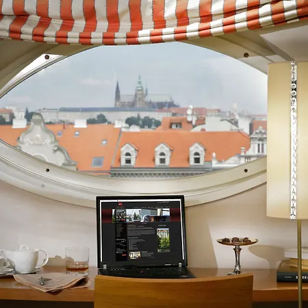 Mamaison Hotel Riverside Prague-3