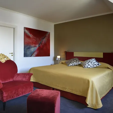 The Ambassador-3