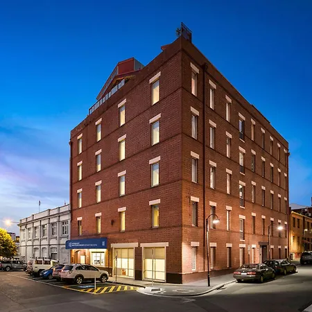 Hobart Waterfront Apartments-3
