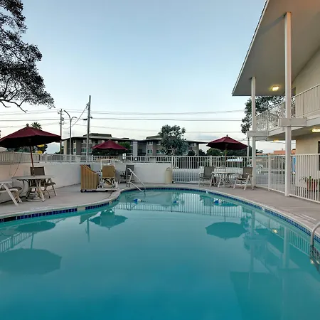 Motel 6-Monterey, CA-3