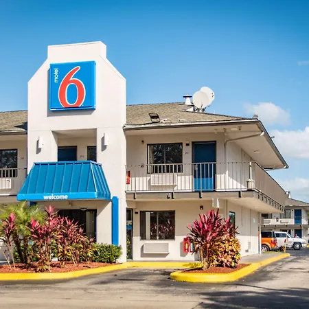 Motel 6-Ft. Pierce, FL-2