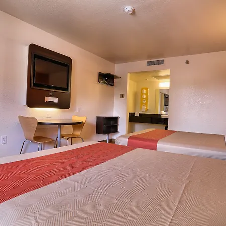 Super 8 By Wyndham Petaluma-2