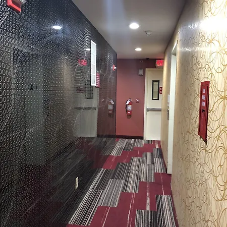 Days Inn Brooklyn-2