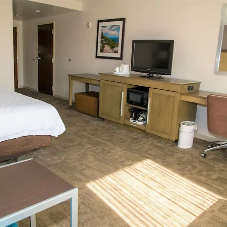 Hampton Inn Lewisburg-3