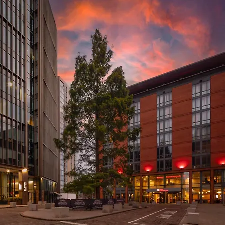 Hilton Garden Inn Birmingham Brindley Place-3