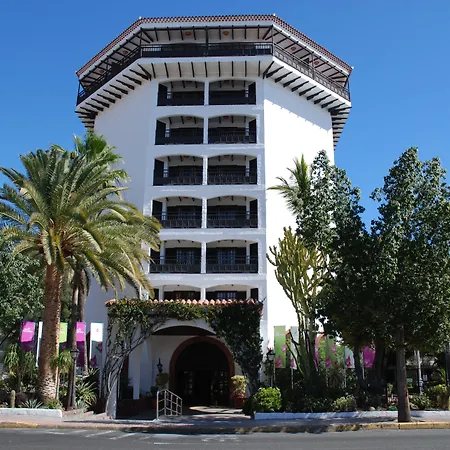 Hotel Parque Tropical-2
