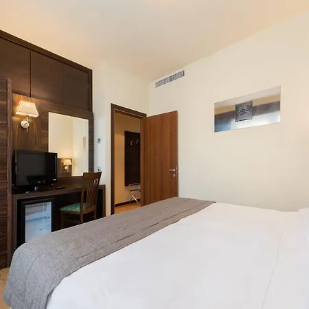 Hotel Delfino Venezia Mestre-2