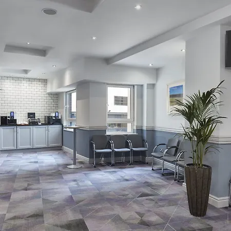 Leonardo Hotel Southampton-2