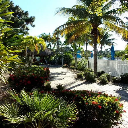 Marco Island Lakeside Inn-3