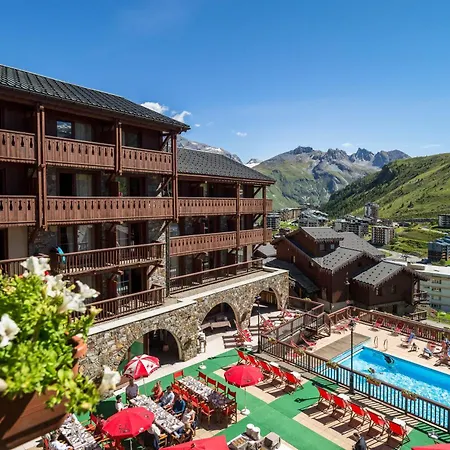 Hotel Village Montana By Les Etincelles-3
