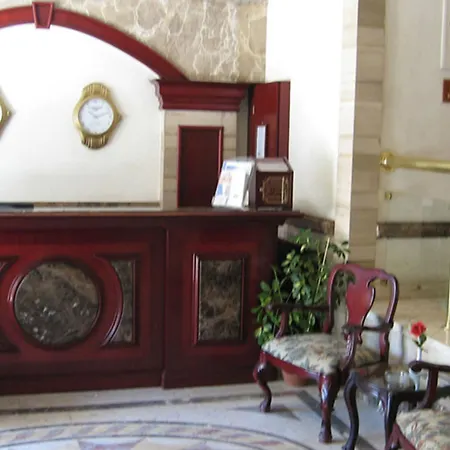 Philippe Luxor Hotel-2