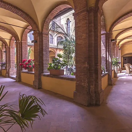 Il Chiostro Del Carmine-2