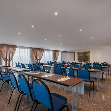 Hotel Gaudi-3