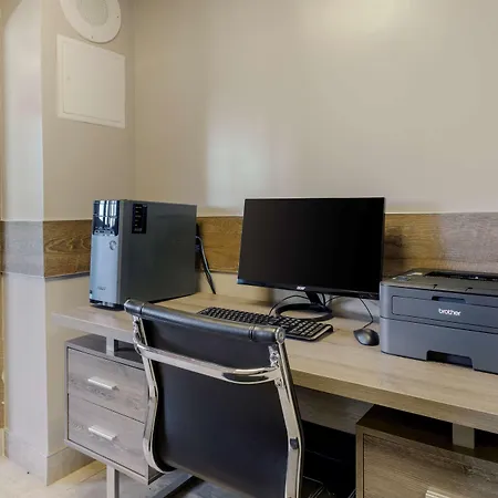 Best Western Plus Brooklyn Bay Hotel-2