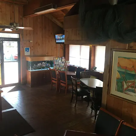 Village Inn Destin-3