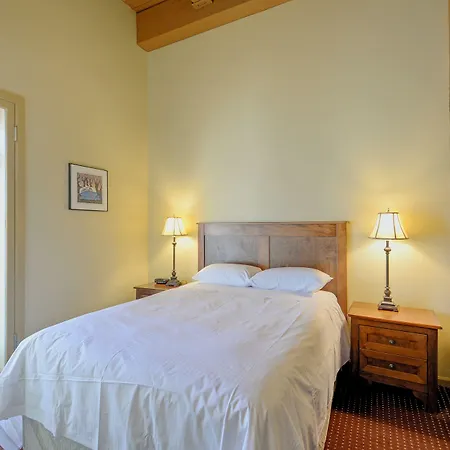 Swans Hotel-2