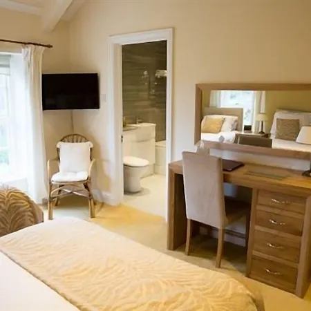 Llwyn Onn Guest House-2