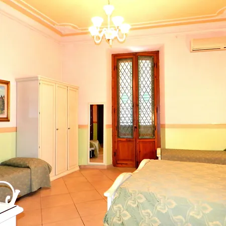Hotel Desiree-3
