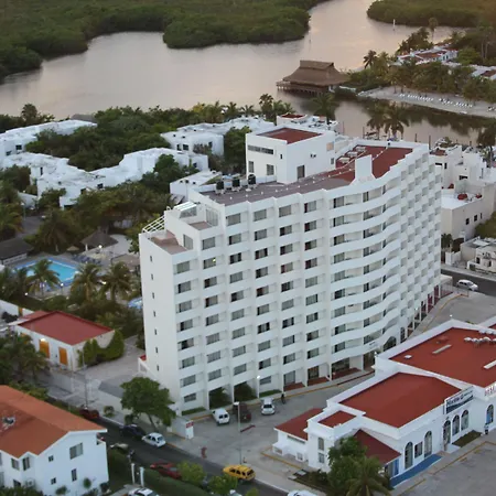 Hotel Calypso Cancun-3