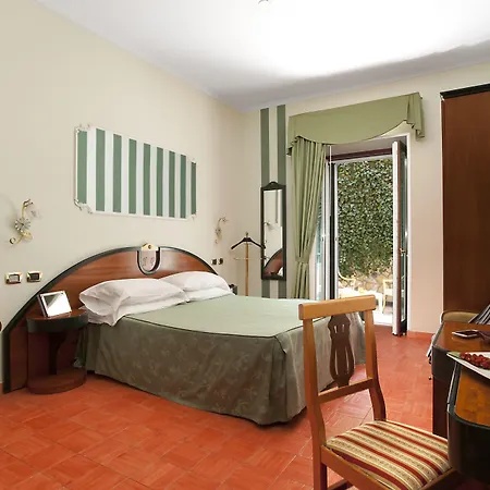 Hotel Prestige-2