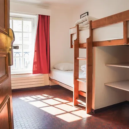 Mije Marais Hostel-3
