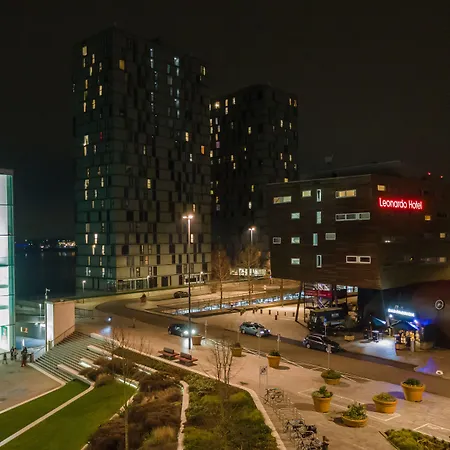 Leonardo Hotel Almere City Center-2