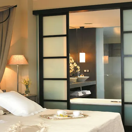 Asia Gardens Hotel & Thai Spa, A Royal Hideaway Hotel-2