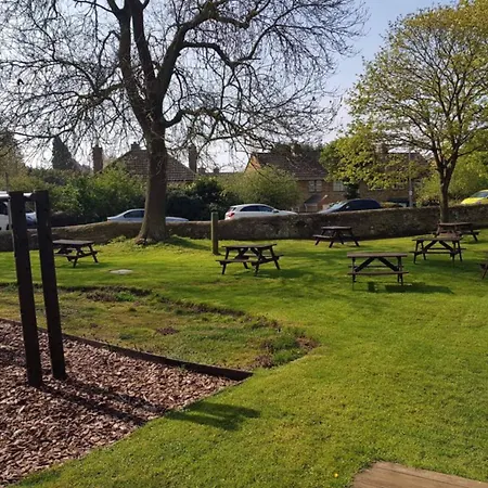 The World'S End - Northampton-3