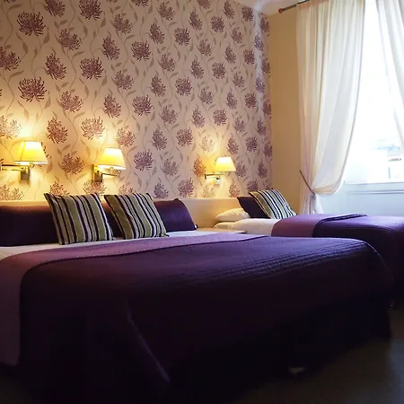 Thistle Hotel-3