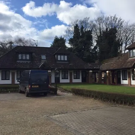 Boxmoor Lodge Hotel-3