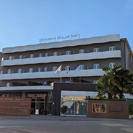 Hotel Mioni Royal San-3