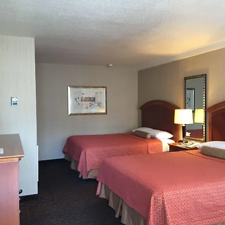 Royal Pacific Motor Inn-3