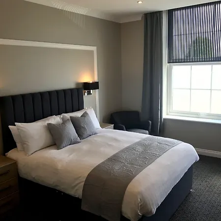 The Raven Hotel-2