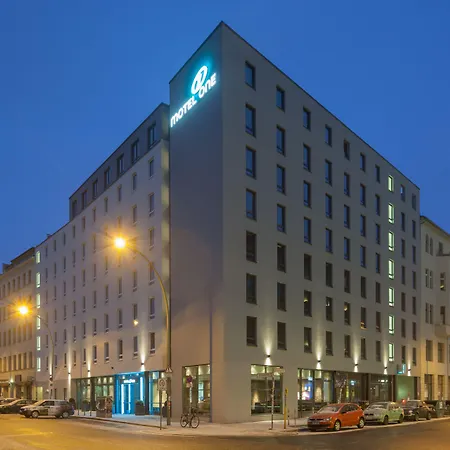 Motel One Berlin-Hackescher Markt-3