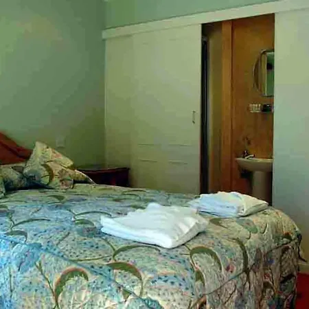 A-Haven Townhouse Hotel-3
