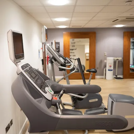 Hampton By Hilton Corby-2