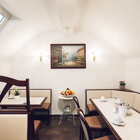 Hotel Domblick Garni-3