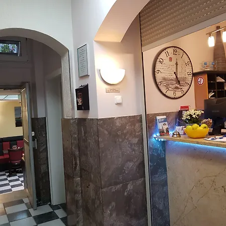 Hotel Diana-2