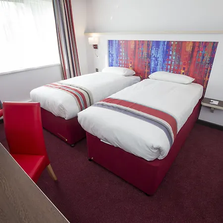 Ramada Milton Keynes-2