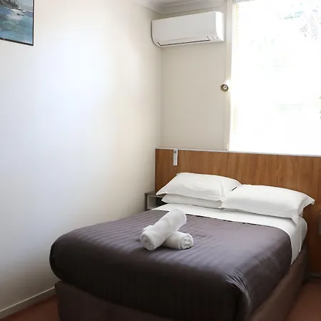 Hobart Tower Motel-2