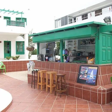 Apartamentos Luz Y Mar-2