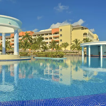 Iberostar Selection Rose Hall Suites (Adults Only)-2