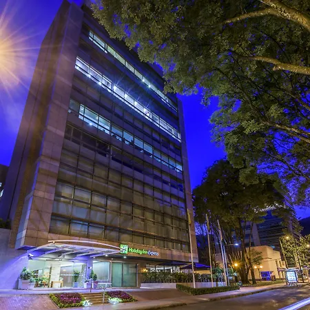 Holiday Inn Express Bogotá - Parque La 93, an IHG Hotel-3