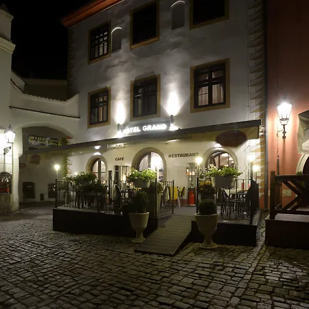 Hotel Grand-2