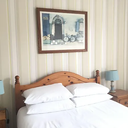 Penny Farthing Hotel & Cottages-3